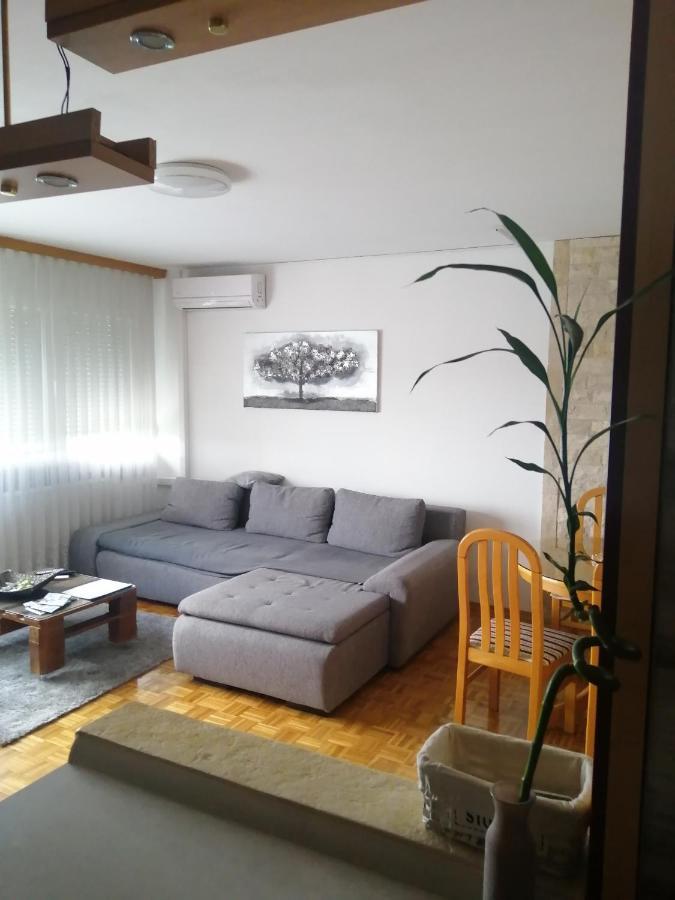 Apartman Stonewood West Загреб Екстериор снимка
