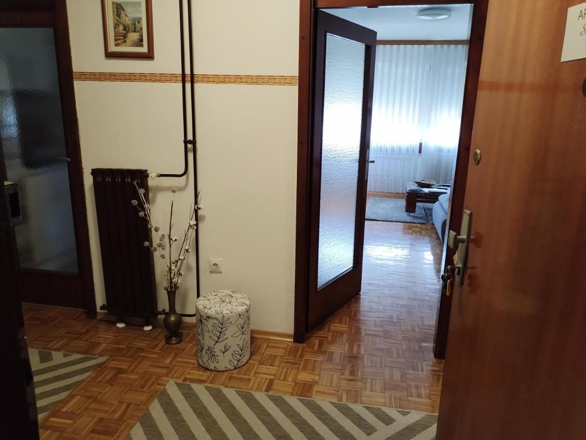 Apartman Stonewood West Загреб Екстериор снимка