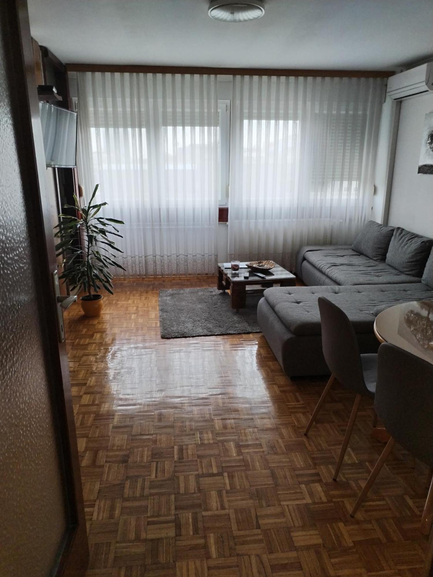 Apartman Stonewood West Загреб Екстериор снимка